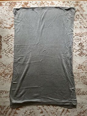 Grey We Are Amma Nursing Cocoon